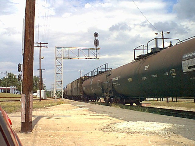 Message Areas - "Train pics taken 8/13/01" – image 11