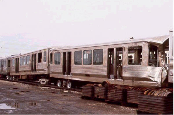 Message Areas - "Chicago - L version 0.6a WHAT DO YOU THINK??" – image 1