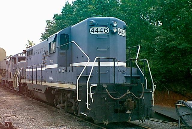 Message Areas - "Actual GP38 Cab Pictures" – image 10