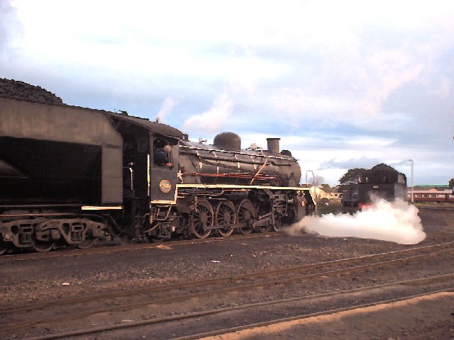 Message Areas - "South African Railways Locos" – image 11