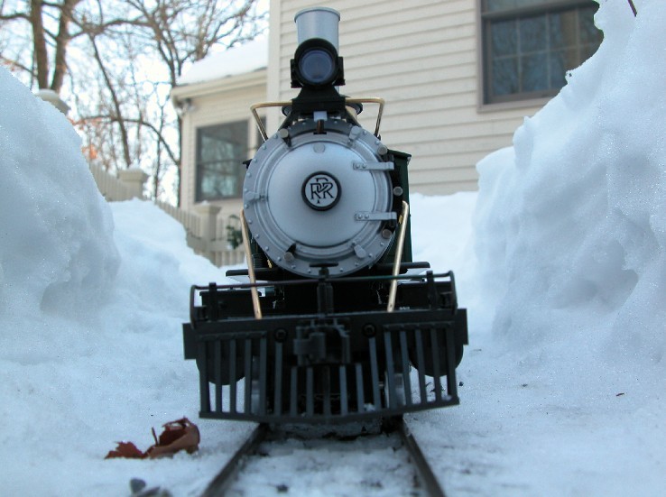 My G-scale layout in the snow! (Tons of pics!) – image 3